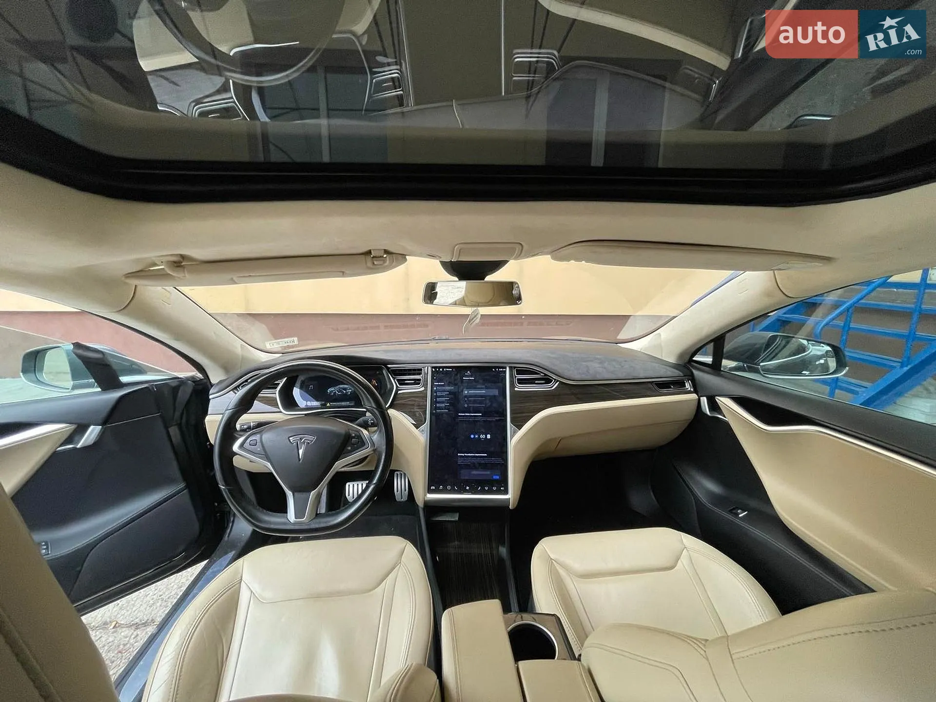 2015 Tesla Model S - мініатюра 11
