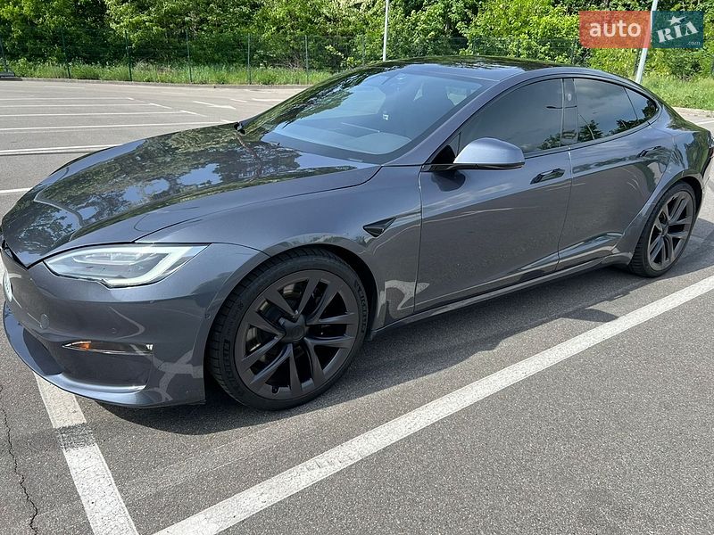 Лифтбек Tesla Model S 2021 в Киеве фото 10 Лифтбек Tesla Model S 2021 в Киеве