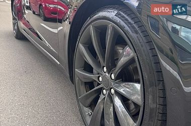 Ліфтбек Tesla Model S 2017 в Києві