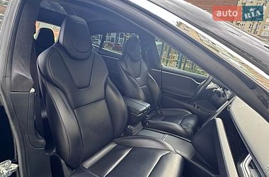 Лифтбек Tesla Model S 2017 в Киеве