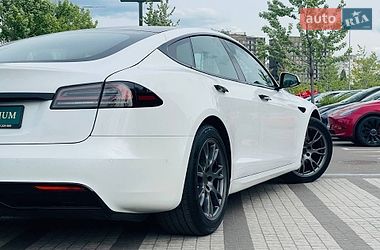 Лифтбек Tesla Model S 2022 в Киеве