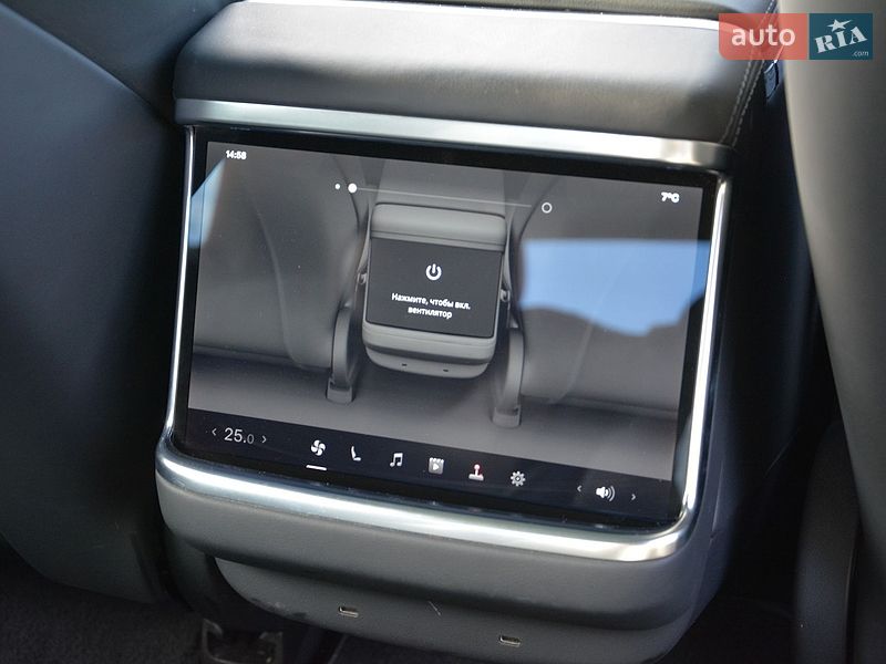 Лифтбек Tesla Model S 2022 в Киеве