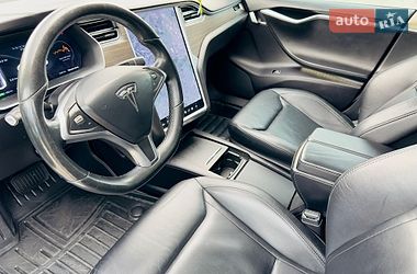 Ліфтбек Tesla Model S 2016 в Дніпрі фото 13 Ліфтбек Tesla Model S 2016 в Дніпрі