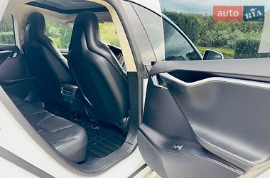 Ліфтбек Tesla Model S 2016 в Дніпрі фото 18 Ліфтбек Tesla Model S 2016 в Дніпрі