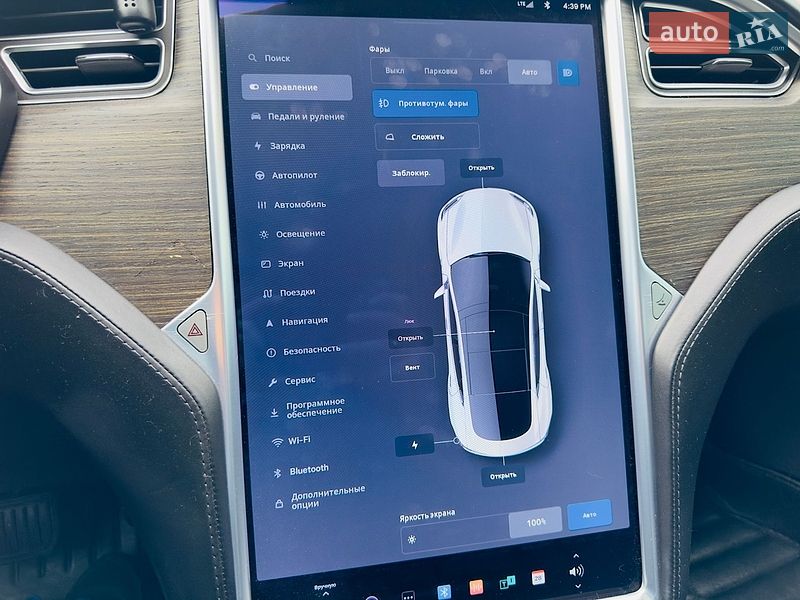 Ліфтбек Tesla Model S 2016 в Дніпрі фото 33 Ліфтбек Tesla Model S 2016 в Дніпрі