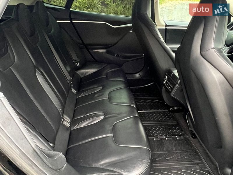 Лифтбек Tesla Model S 2014 в Черновцах фото 20 Лифтбек Tesla Model S 2014 в Черновцах