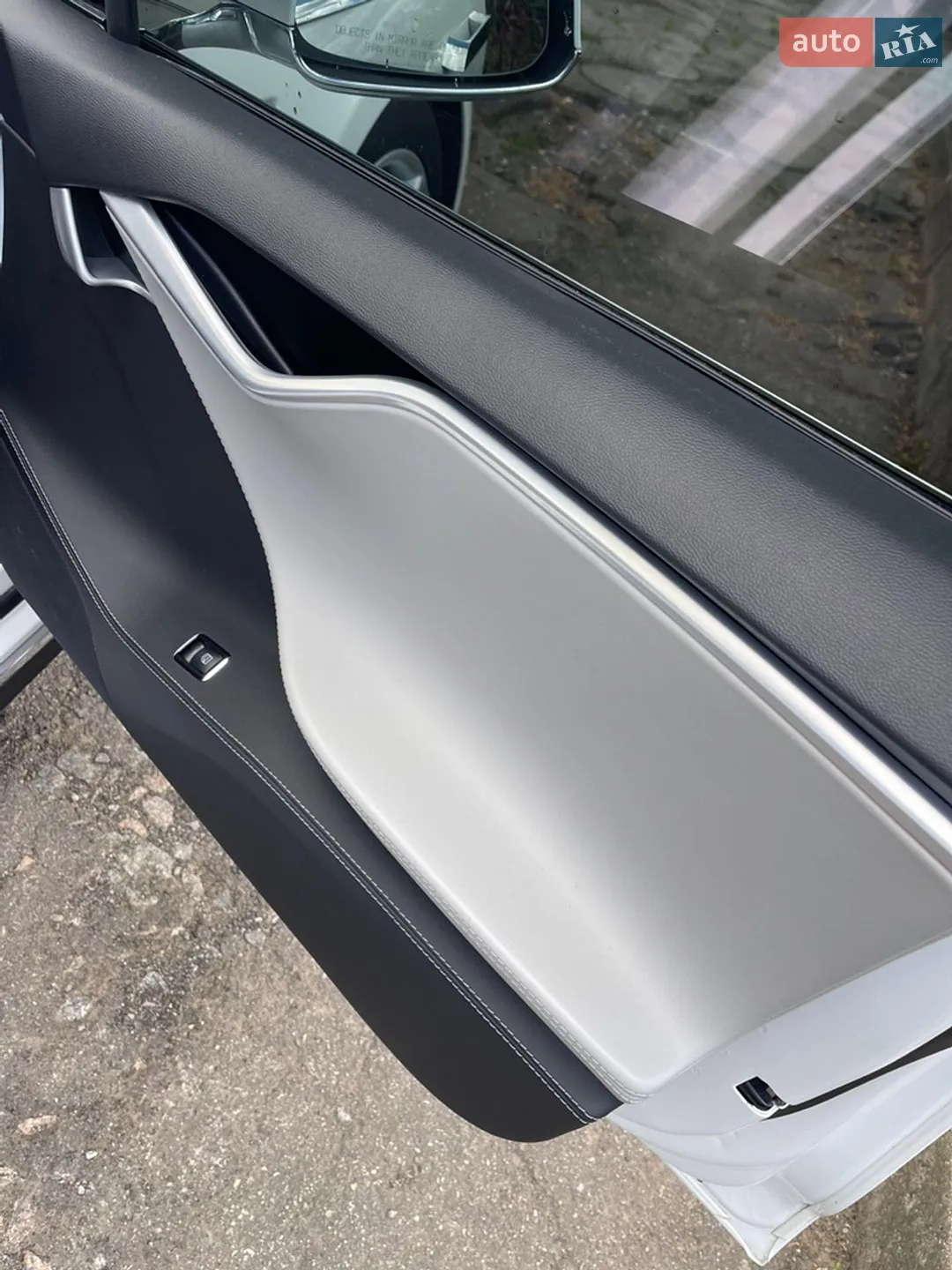 2015 Tesla Model S - мініатюра 20