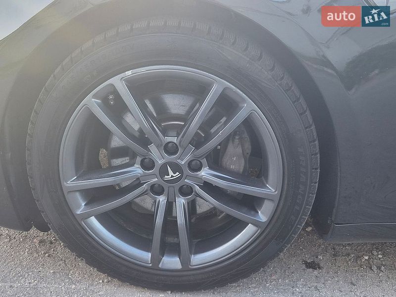 Лифтбек Tesla Model S 2013 в Харькове