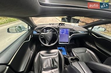 Ліфтбек Tesla Model S 2015 в Львові