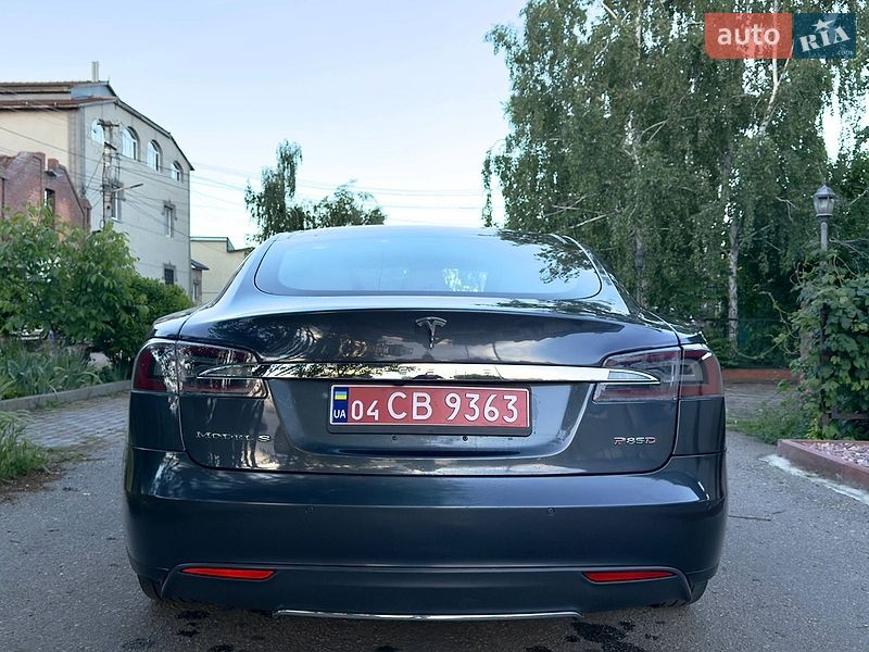Лифтбек Tesla Model S 2014 в Одессе