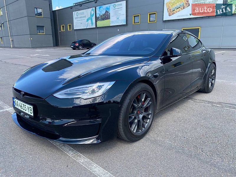Лифтбек Tesla Model S 2021 в Киеве