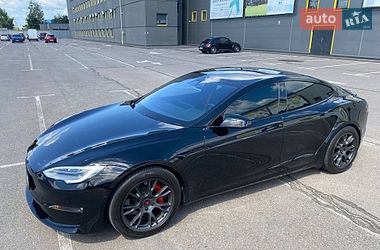 Лифтбек Tesla Model S 2021 в Киеве