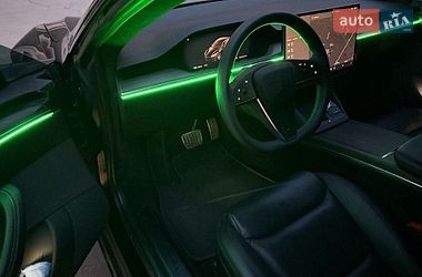 Лифтбек Tesla Model S 2021 в Киеве