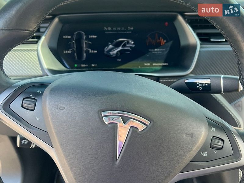 Ліфтбек Tesla Model S 2019 в Івано-Франківську
