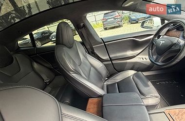 Лифтбек Tesla Model S 2020 в Днепре