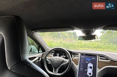 Ліфтбек Tesla Model S 2015 в Києві