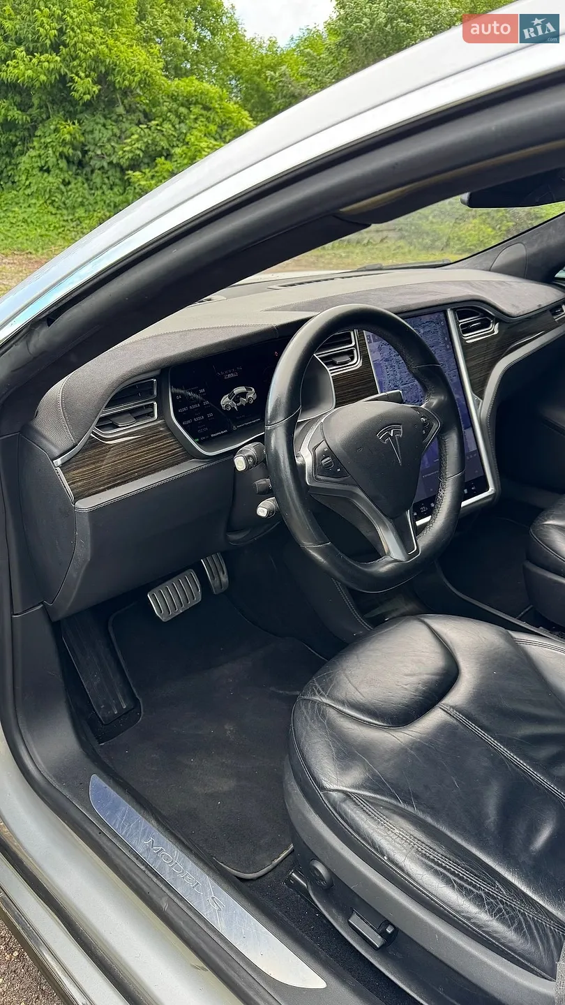 2015 Tesla Model S - мініатюра 10