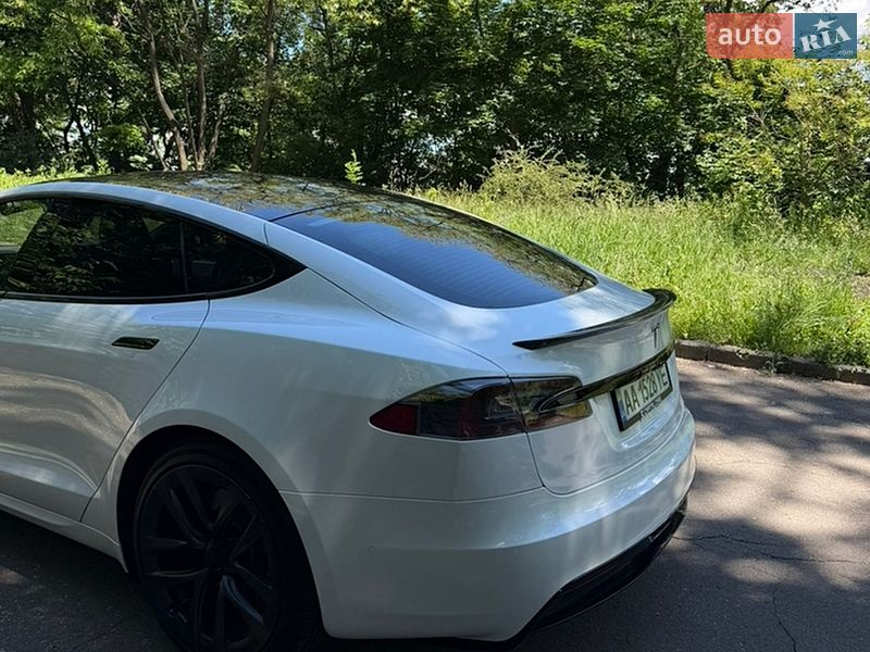 Лифтбек Tesla Model S 2021 в Киеве фото 7 Лифтбек Tesla Model S 2021 в Киеве