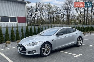 Лифтбек Tesla Model S 2012 в Луцке