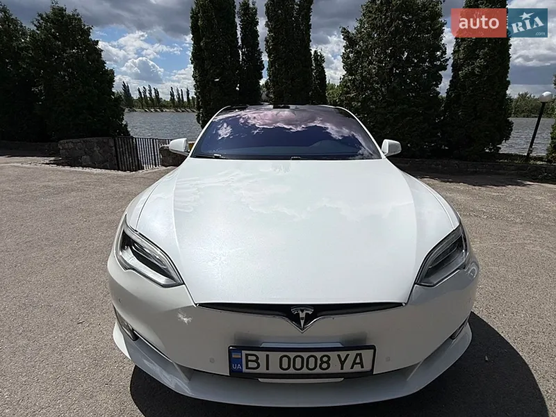 Tesla Model S