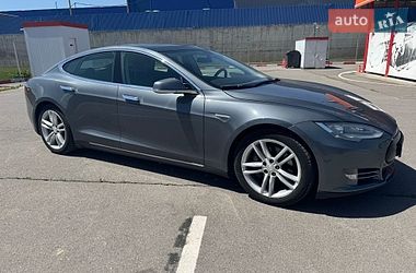 Лифтбек Tesla Model S 2013 в Виннице