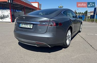 Лифтбек Tesla Model S 2013 в Виннице