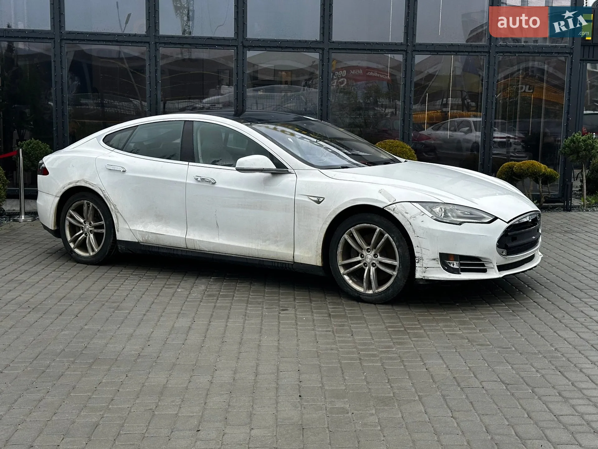 2013 Tesla Model S - мініатюра 6