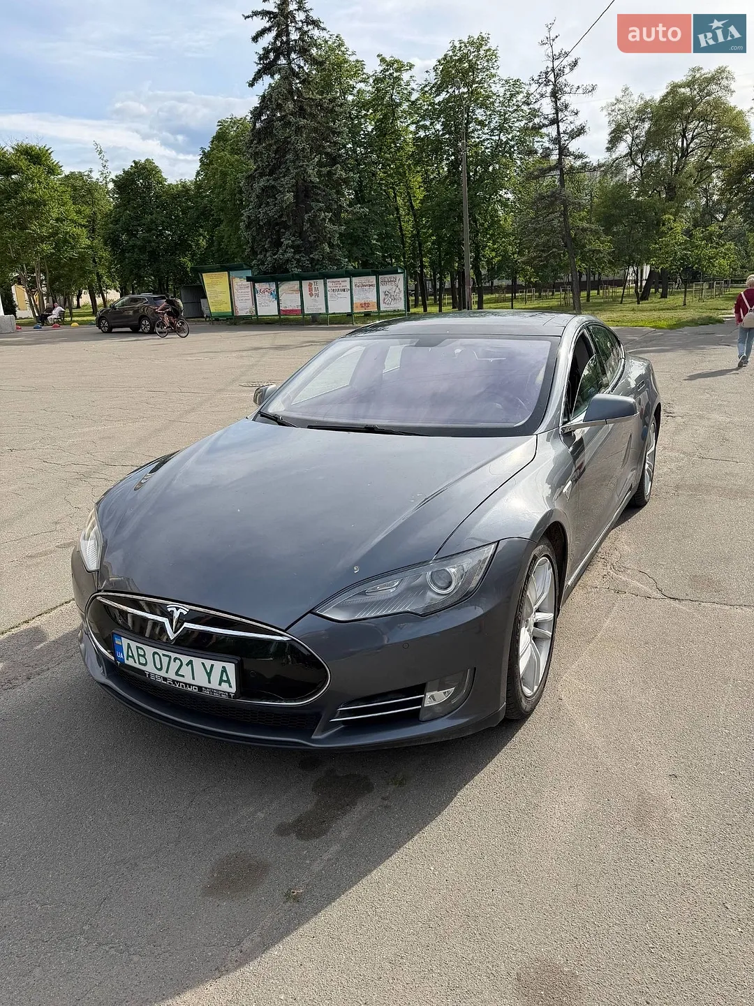 2014 Tesla Model S - мініатюра 5