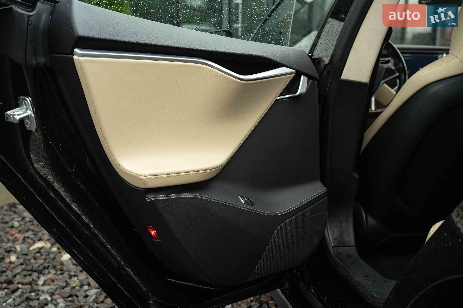 2015 Tesla Model S - мініатюра 38