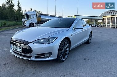 Лифтбек Tesla Model S 2014 в Житомире