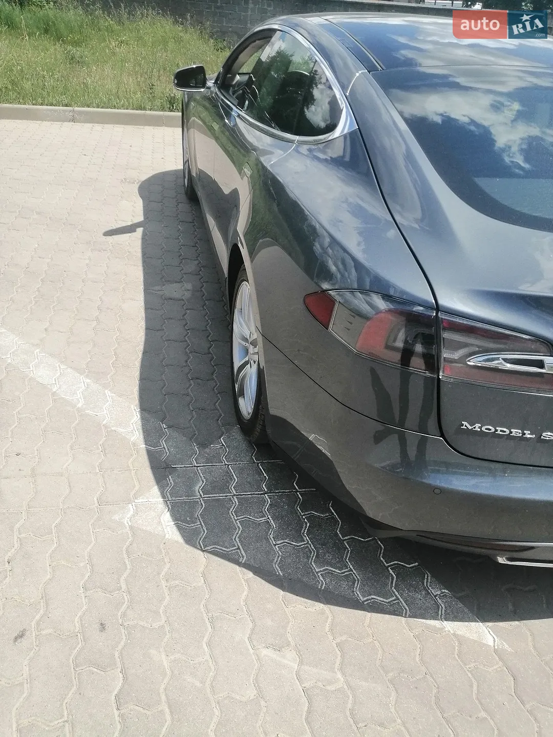 2014 Tesla Model S - мініатюра 13