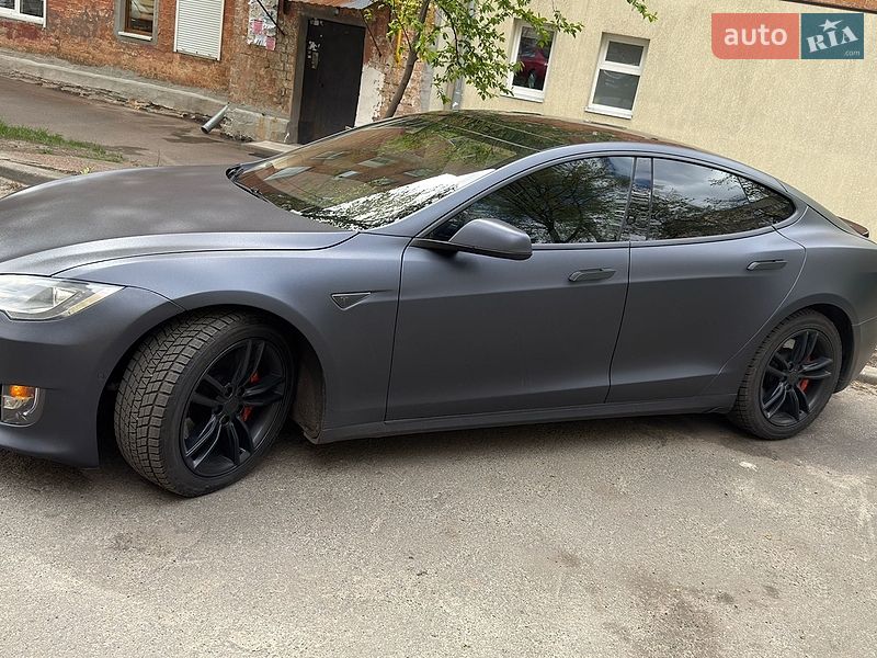 Tesla Model S 2015 Tesla Model S 2015