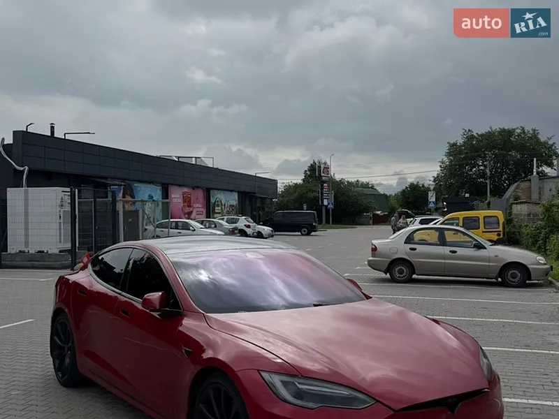 Tesla Model S 2017 VIN 5YJSA1E20HF189932 фото оголошення 17 з 34