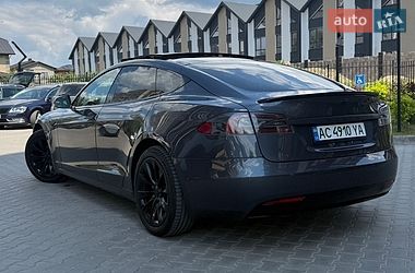 Ліфтбек Tesla Model S 2016 в Луцьку фото 20 Ліфтбек Tesla Model S 2016 в Луцьку