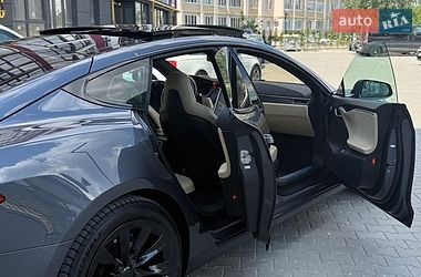 Ліфтбек Tesla Model S 2016 в Луцьку фото 27 Ліфтбек Tesla Model S 2016 в Луцьку