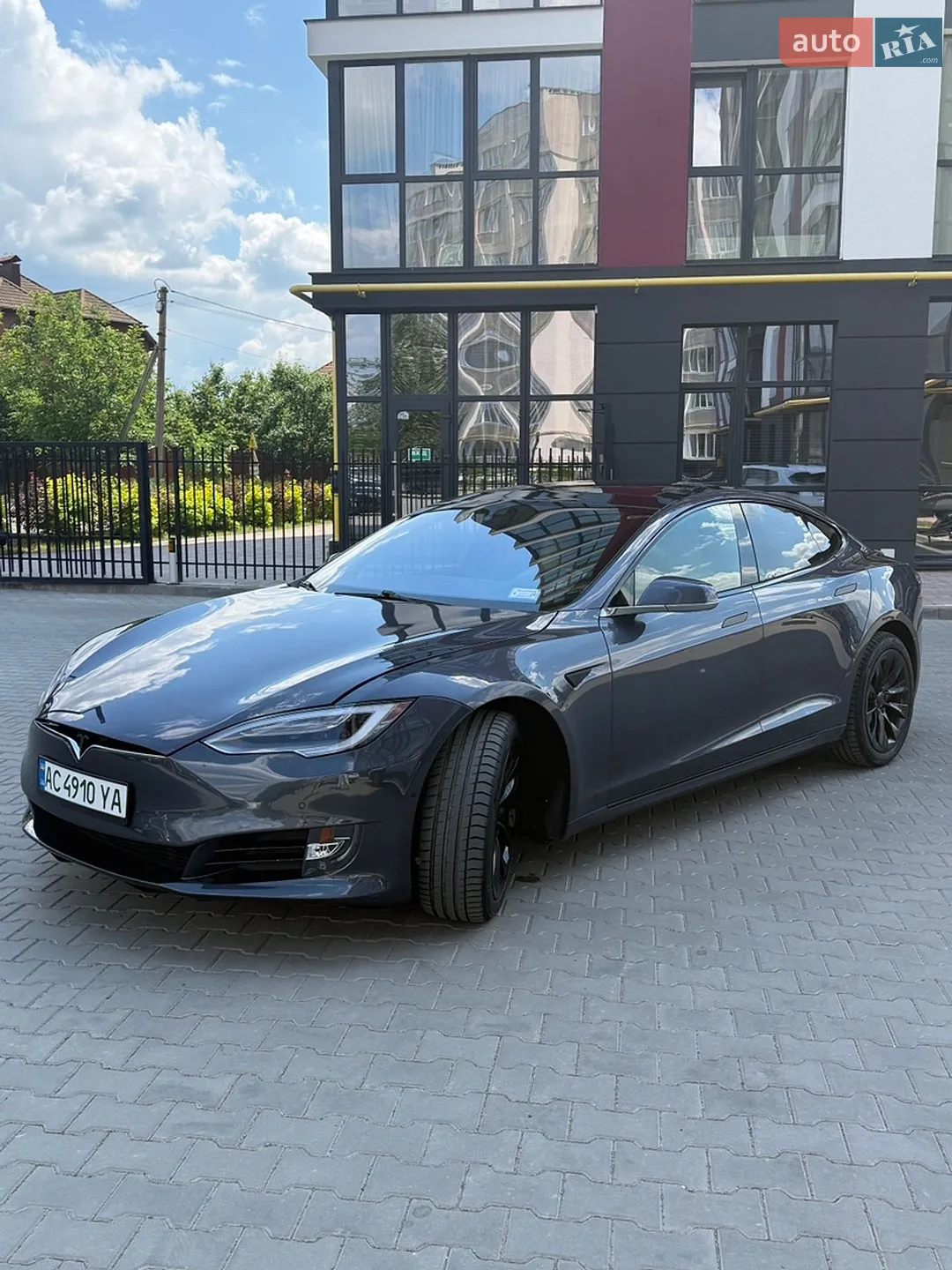 2016 Tesla Model S - мініатюра 32
