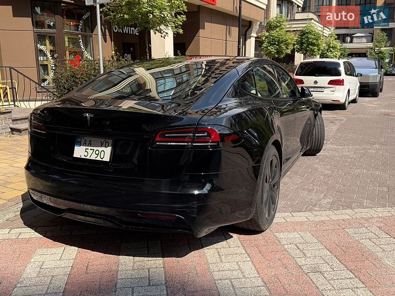 Ліфтбек Tesla Model S 2022 в Києві