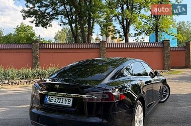 Лифтбек Tesla Model S 2016 в Днепре