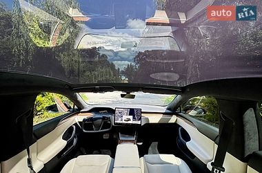 Лифтбек Tesla Model S 2023 в Киеве