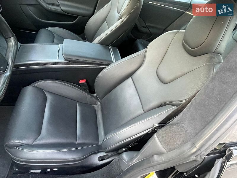 Лифтбек Tesla Model S 2022 в Киеве фото 10 Лифтбек Tesla Model S 2022 в Киеве