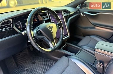Лифтбек Tesla Model S 2017 в Харькове