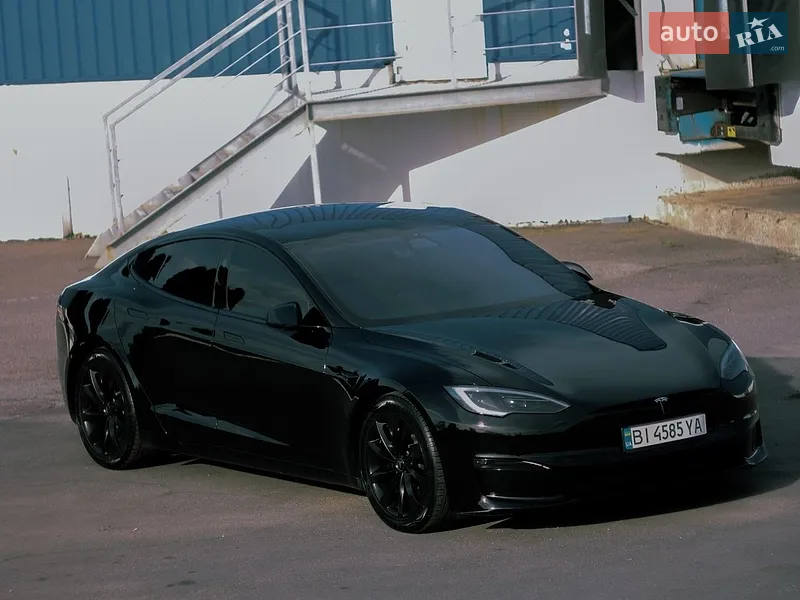 Tesla Model S