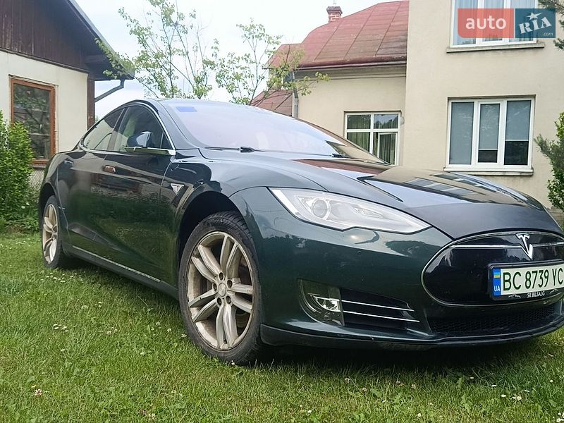 2014 Tesla Model-S, VIN 5YJSA3H18EFP31482:plate — фото 1 (autoria)