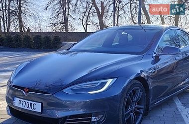 Лифтбек Tesla Model S 2016 в Виннице фото 5 Лифтбек Tesla Model S 2016 в Виннице