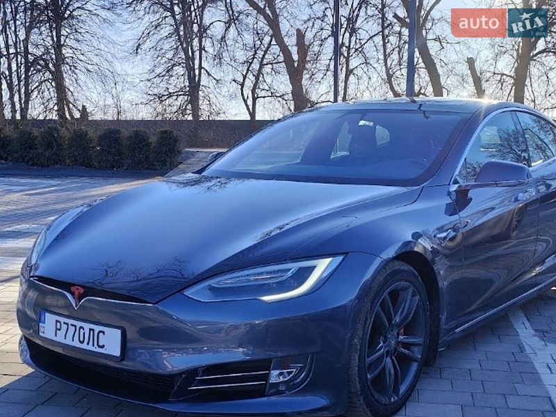 Лифтбек Tesla Model S 2016 в Виннице фото 5 Лифтбек Tesla Model S 2016 в Виннице