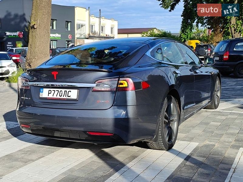 Лифтбек Tesla Model S 2016 в Виннице фото 9 Лифтбек Tesla Model S 2016 в Виннице