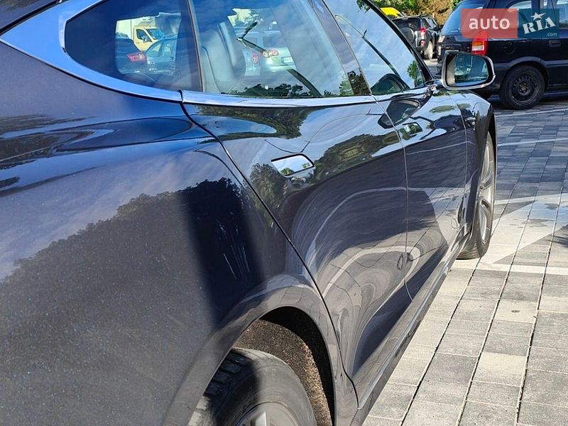 Лифтбек Tesla Model S 2016 в Виннице фото 8 Лифтбек Tesla Model S 2016 в Виннице