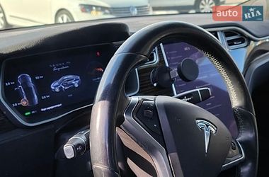 Лифтбек Tesla Model S 2016 в Виннице фото 18 Лифтбек Tesla Model S 2016 в Виннице