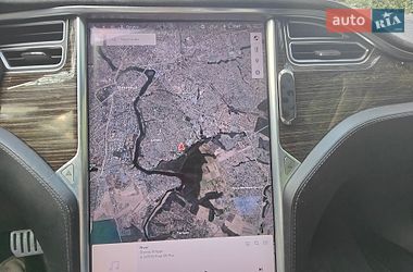 Лифтбек Tesla Model S 2016 в Виннице