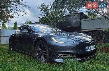Лифтбек Tesla Model S 2016 в Виннице фото 25 Лифтбек Tesla Model S 2016 в Виннице